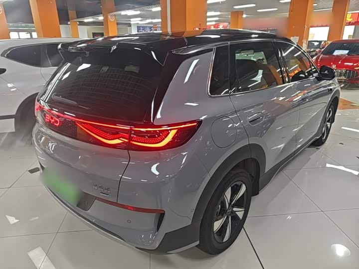 BYD Sea Lion 05 EV, 2025 — фото 7 из 9