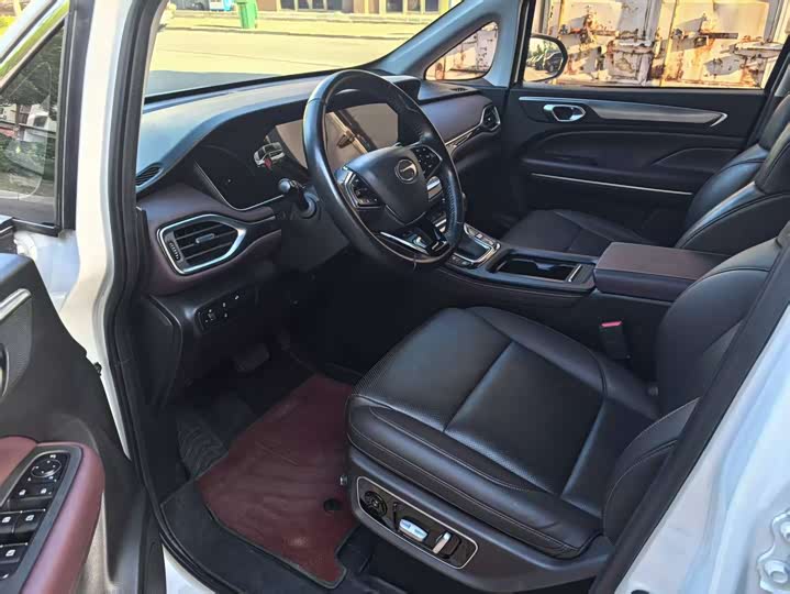GAC Trumpchi M6, 2022 — фото 5 из 9