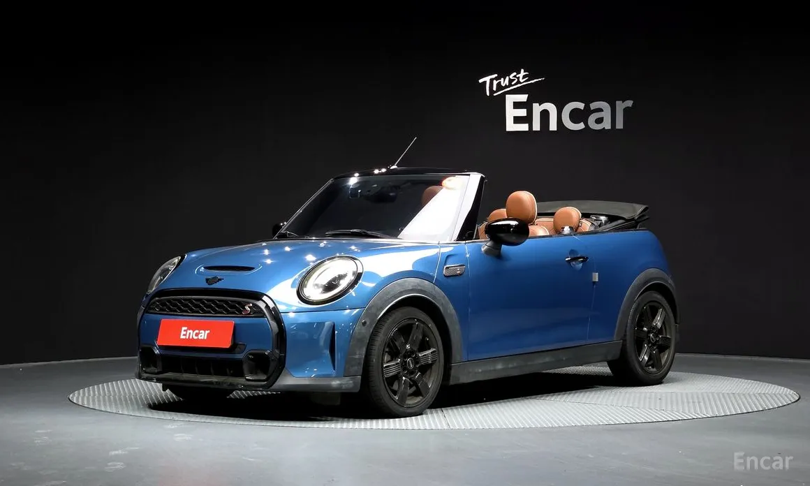 Mini Cooper Convertible, 2021 — купить в Москве под ключ