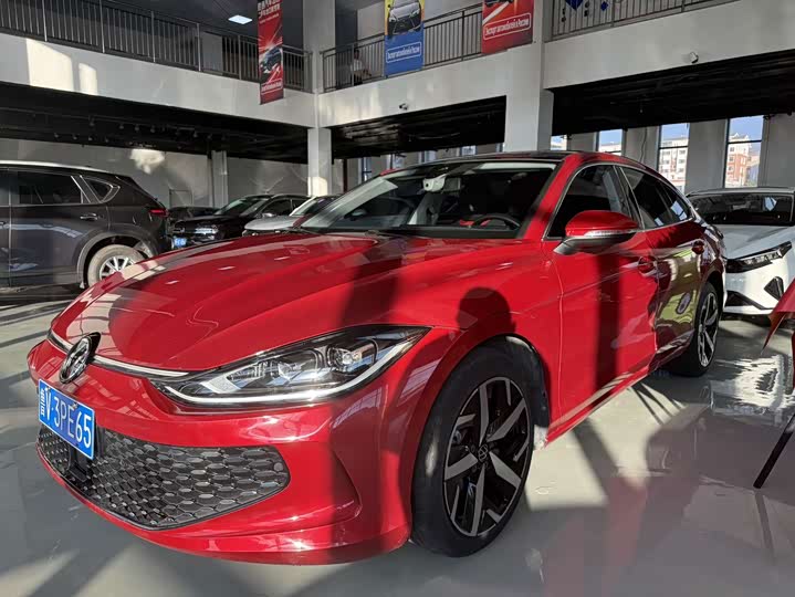 Volkswagen Lamando L, 2022 — купить в Кирове под ключ