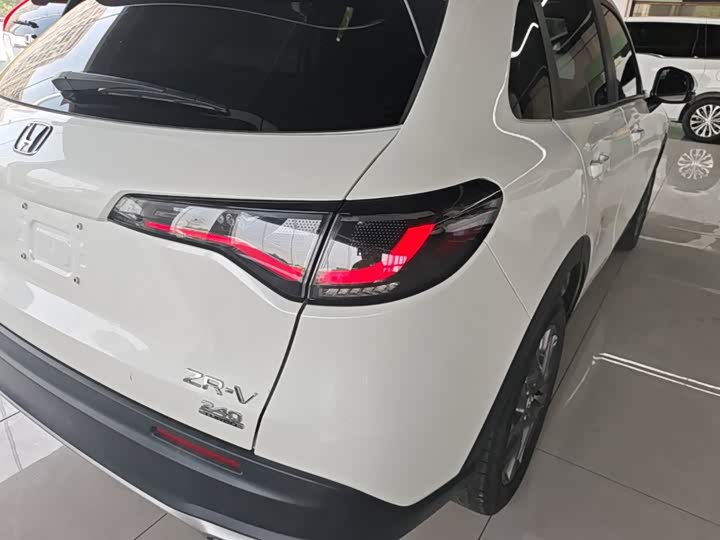 Honda ZR-V, 2022 — фото 8 из 9