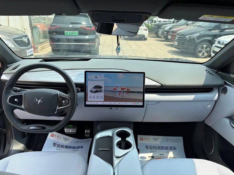 BAIC Arcfox Alpha T5, 2023 — фото 6 из 11