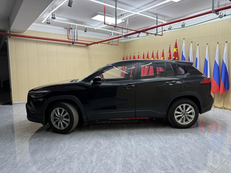 Toyota Corolla Cross, 2022 — фото 4 из 12