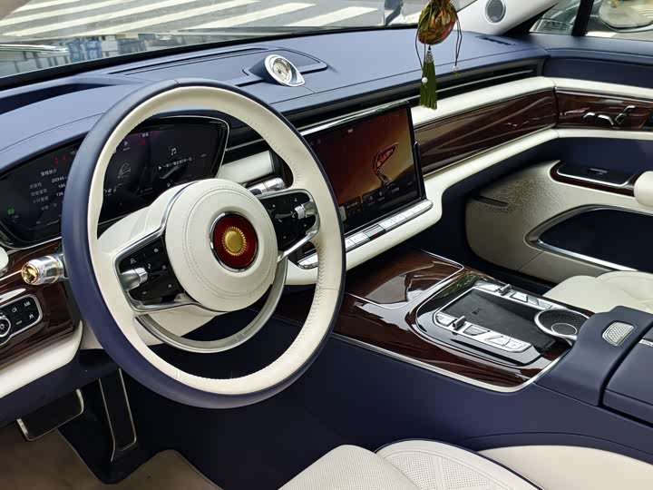 Hongqi L1 (Guoya), 2024 — фото 8 из 9