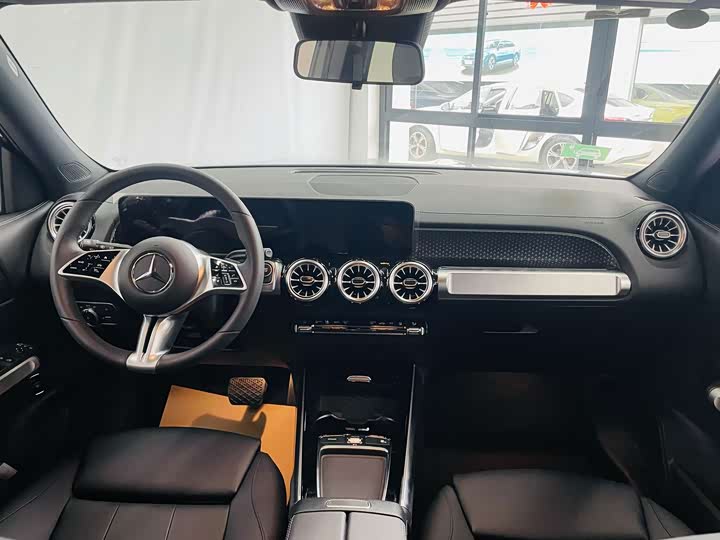 Mercedes-Benz EQB, 2025 — фото 7 из 9