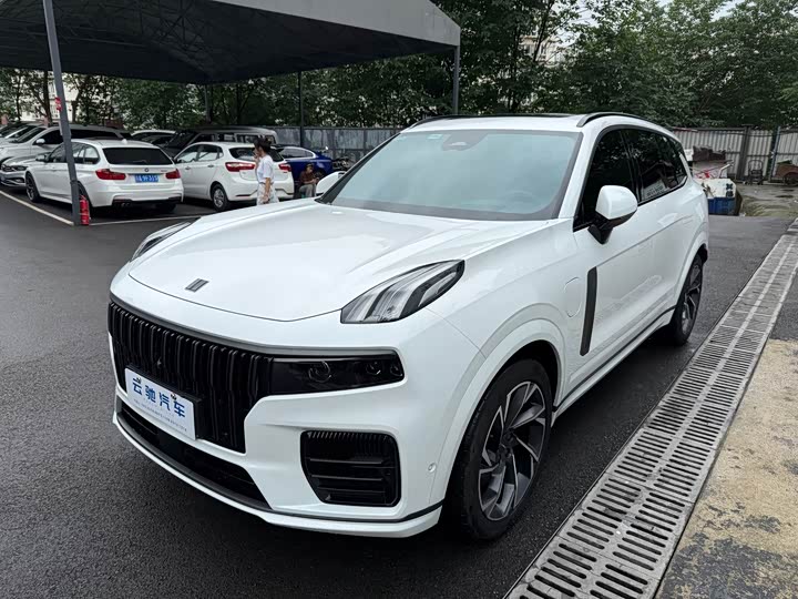 Lynk & Co 09 EM-P Hybrid, 2024 — купить в Калуге под ключ