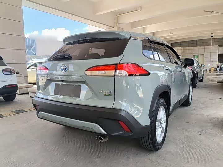 Toyota Corolla Cross, 2023 — фото 7 из 9