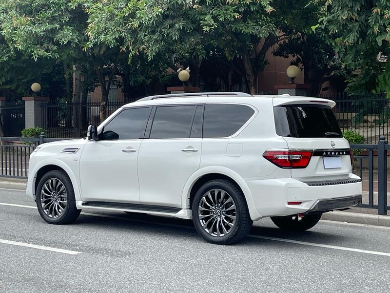 Nissan Armada, 2023 — фото 4 из 12
