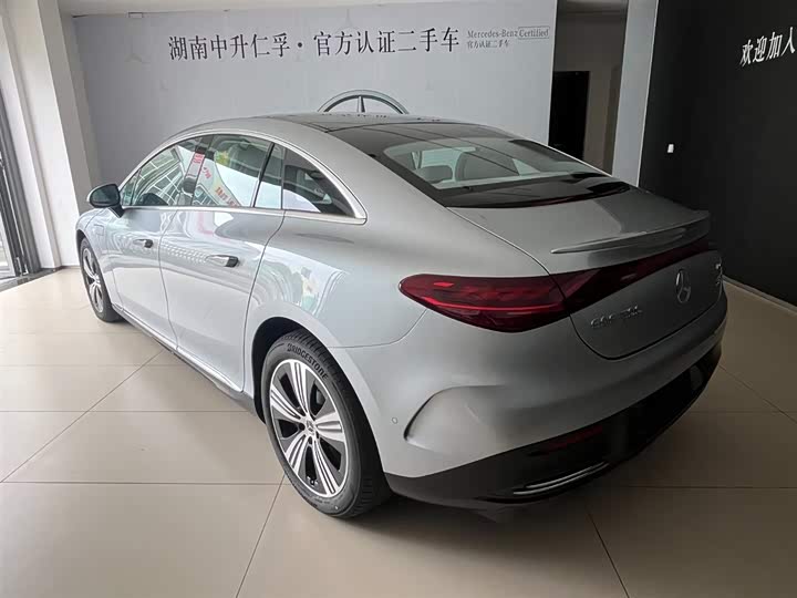 Mercedes-Benz EQE, 2025 — фото 5 из 9
