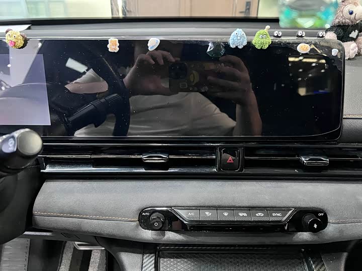 GAC Trumpchi Empow R, 2022 — фото 8 из 9