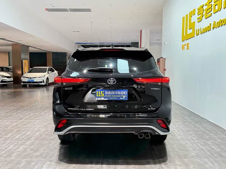 Toyota Crown Kluger, 2022 — фото 6 из 9
