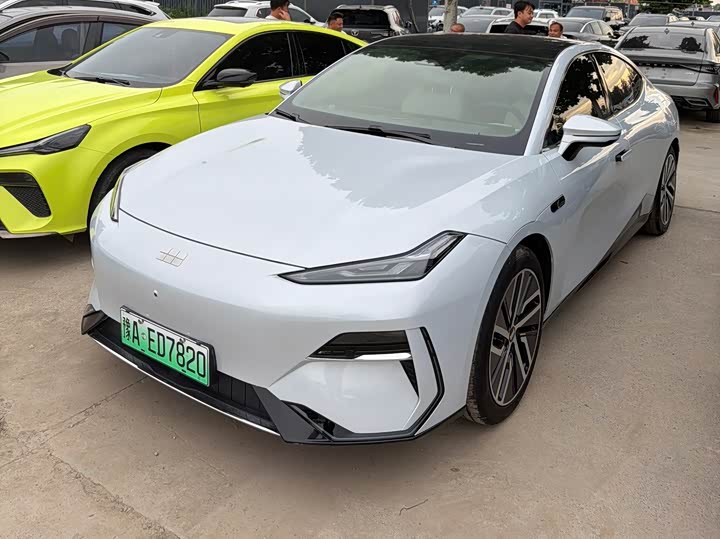 Geely Galaxy E8, 2023 — купить в Саратове под ключ