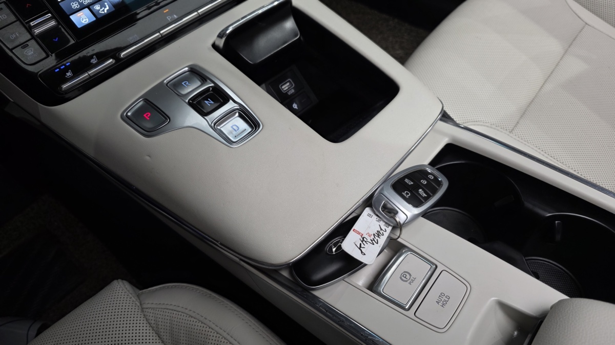 Hyundai Grandeur, 2022 — фото 9 из 12