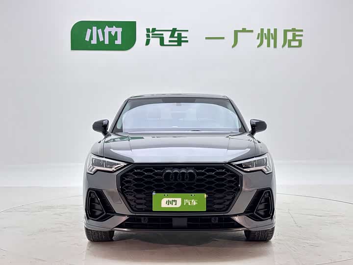 Audi Q3 Sportback, 2023 — фото 2 из 9