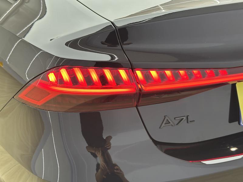 Audi A7L, 2023 — фото 10 из 12