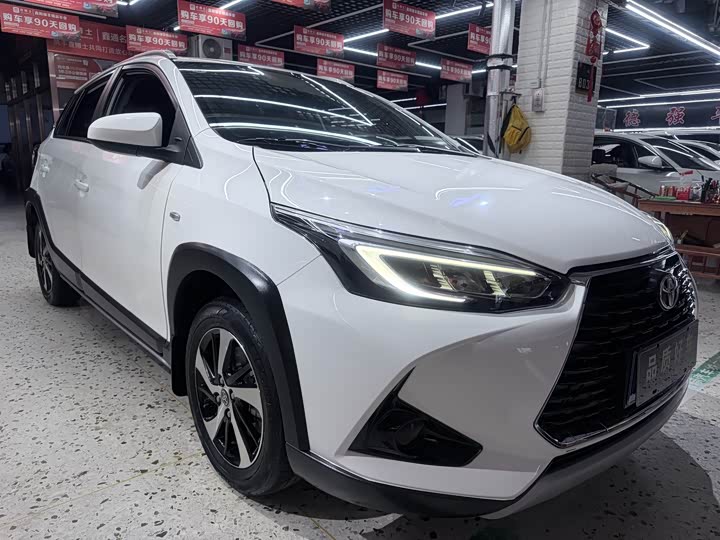 Toyota Yaris L Hatchback, 2022 — фото 3 из 9