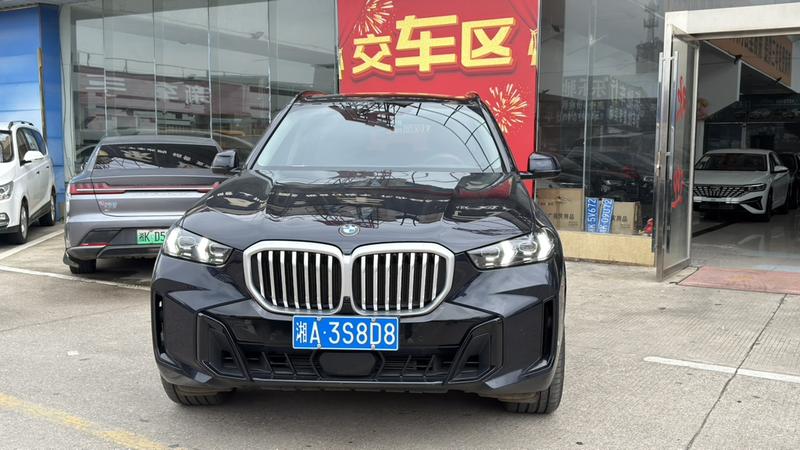 BMW X5, 2025 — фото 2 из 10