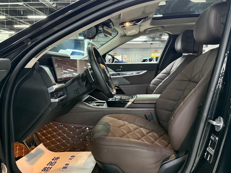 BMW 7 Series, 2023 — фото 9 из 11