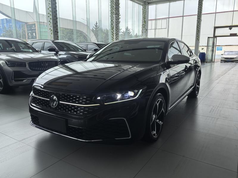 Volkswagen Passat, 2024 — купить в Калуге под ключ