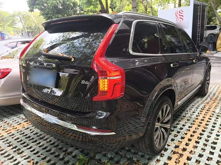 Volvo XC90, 2022 — фото 7 из 9