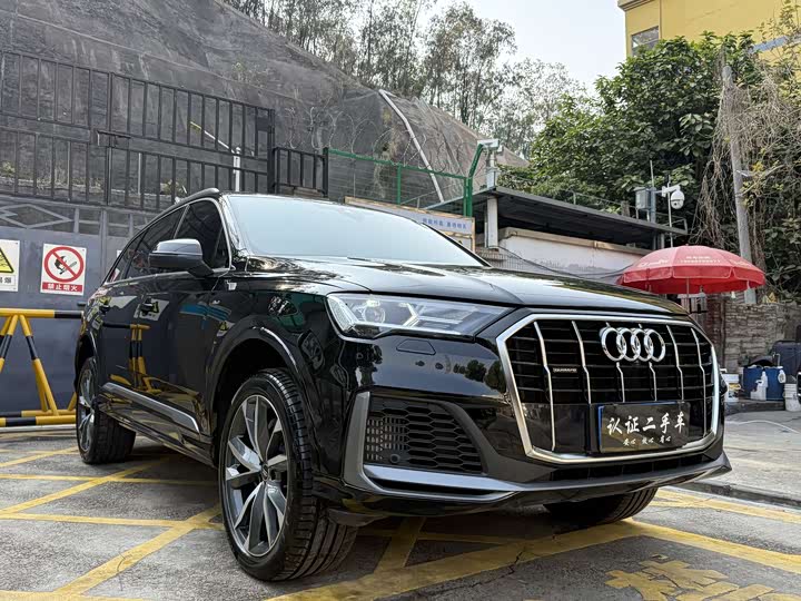 Audi Q7, 2022 — фото 5 из 9