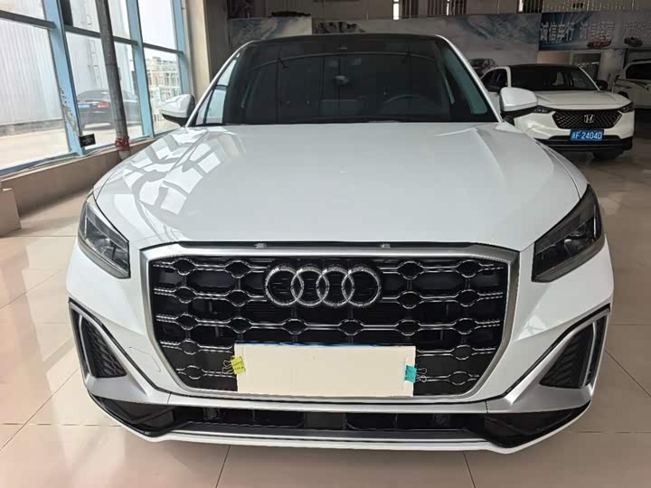 Audi Q2L, 2022 — фото 2 из 9