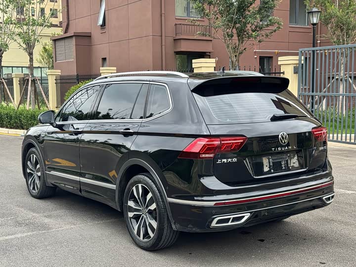 Volkswagen Tiguan L Pro, 2023 — фото 9 из 9