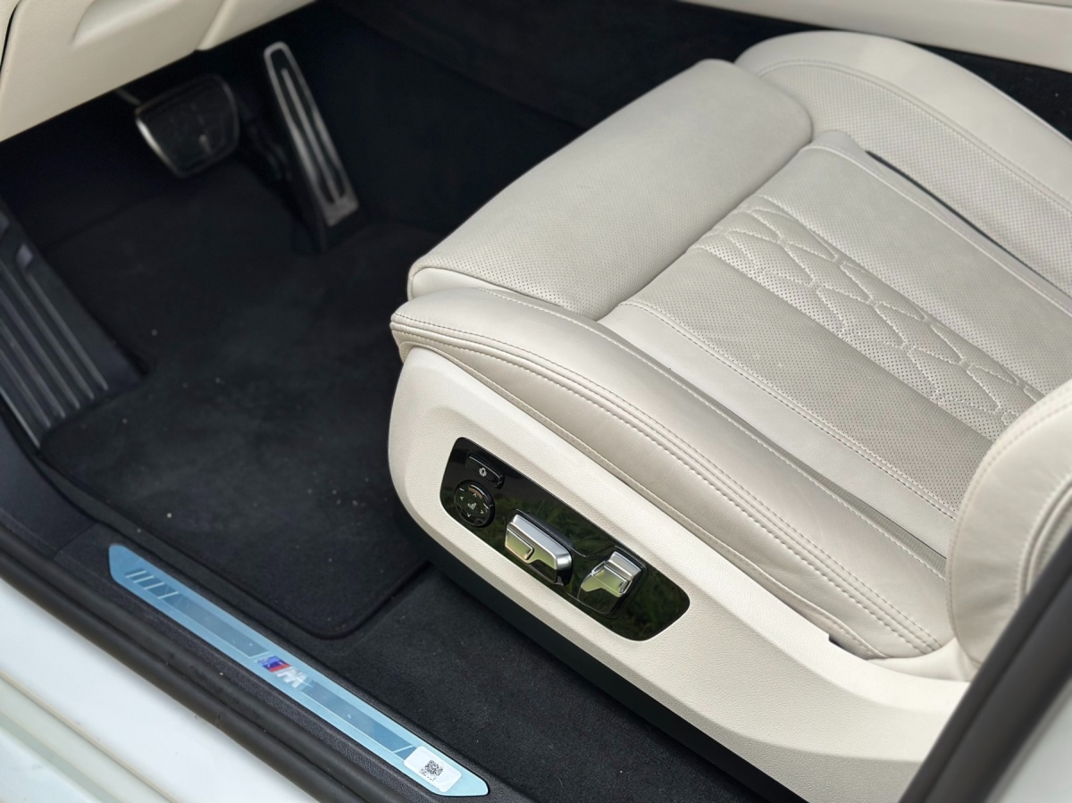 BMW X5, 2025 — фото 10 из 12