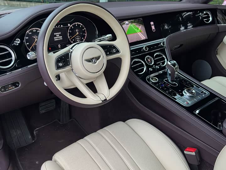 Bentley Continental GT, 2022 — фото 9 из 9