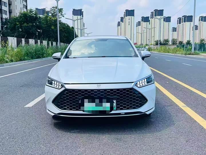 BYD Qin Plus, 2023 — фото 2 из 9