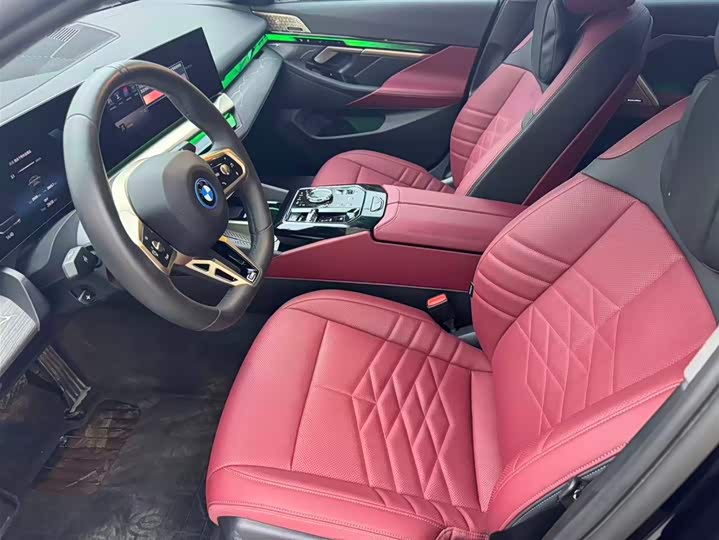 BMW i5, 2025 — фото 8 из 9