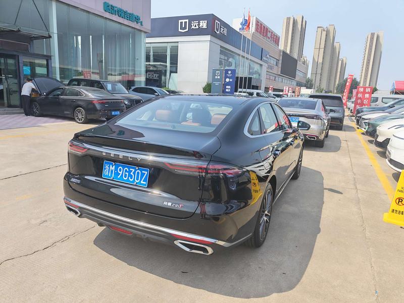 Geely Emgrand, 2025 — фото 4 из 10