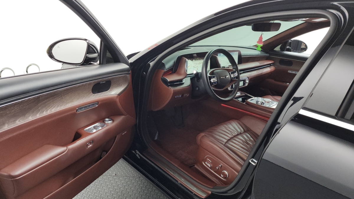 Genesis G90, 2022 — фото 10 из 12
