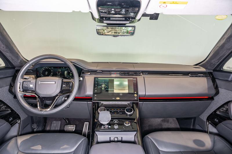 Land Rover Range Rover Sport Hybrid, 2024 — фото 5 из 12