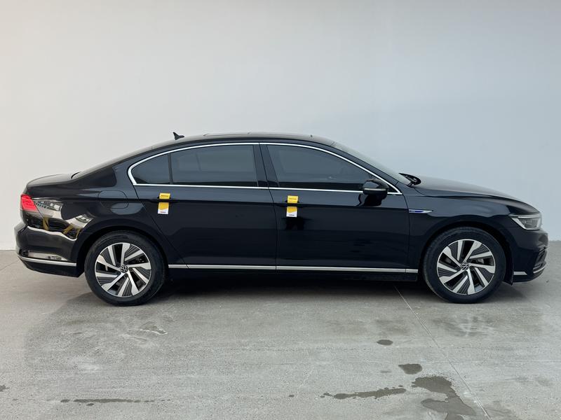 Volkswagen Magotan GTE Hybrid, 2023 — фото 8 из 12