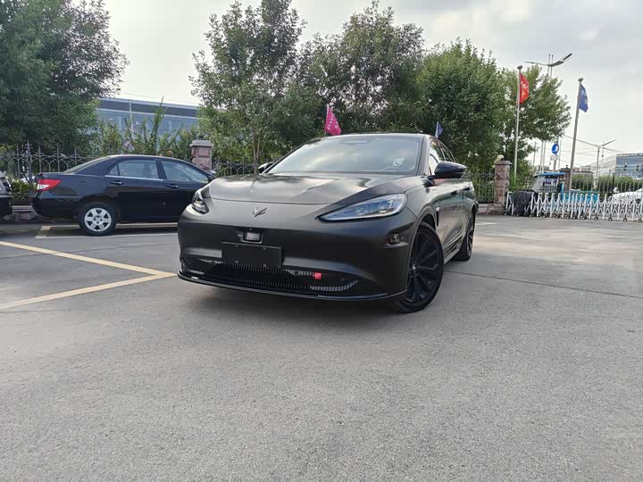 BAIC Arcfox Alpha S, 2023 — фото 2 из 9