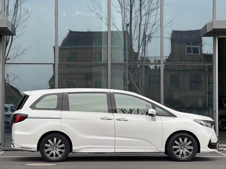 Honda Odyssey, 2022 — фото 3 из 9