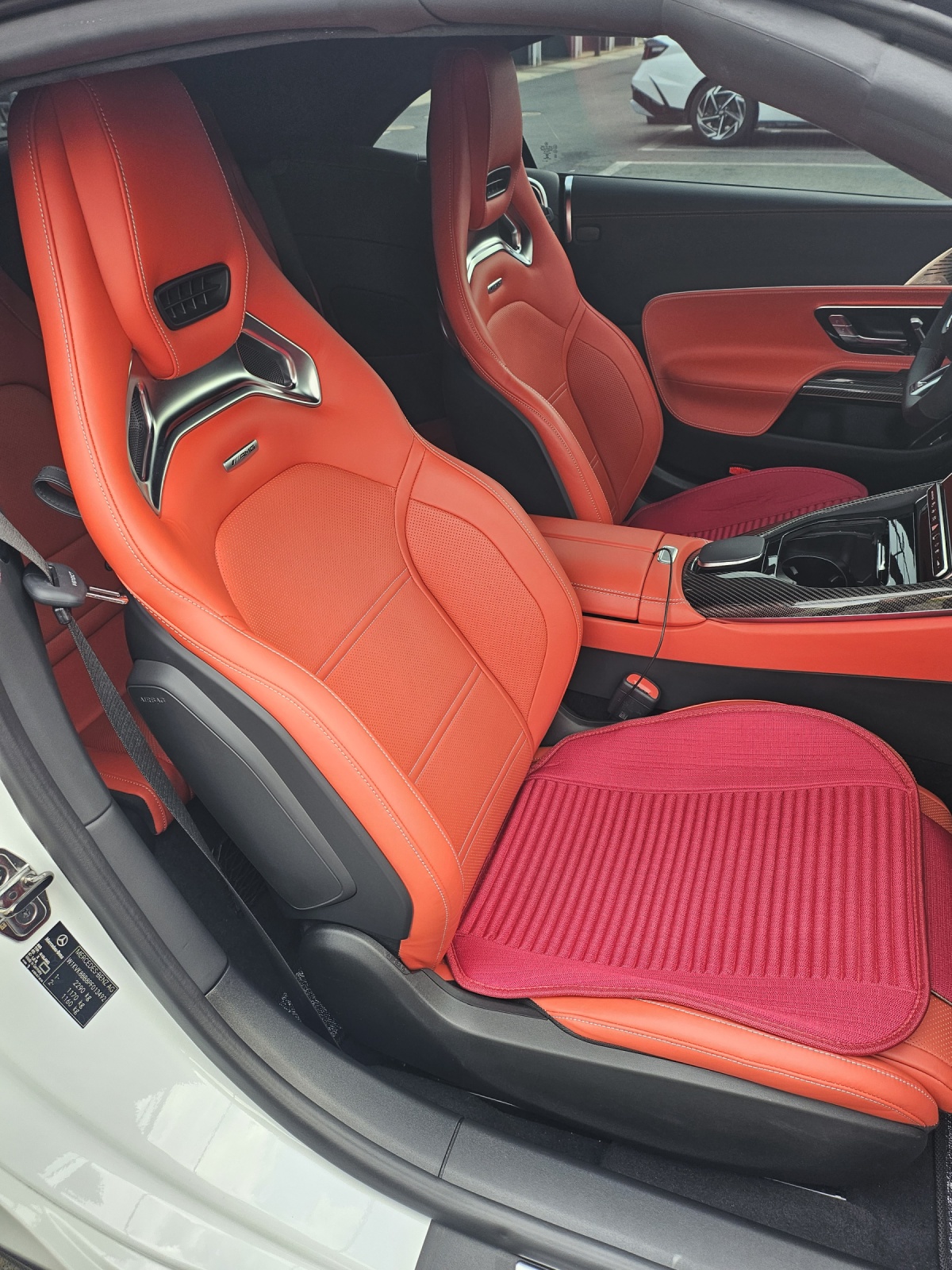 Mercedes-Benz SL-Class, 2023 — фото 8 из 12