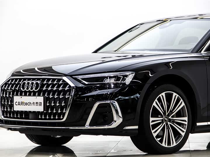 Audi A8, 2023 — фото 4 из 9