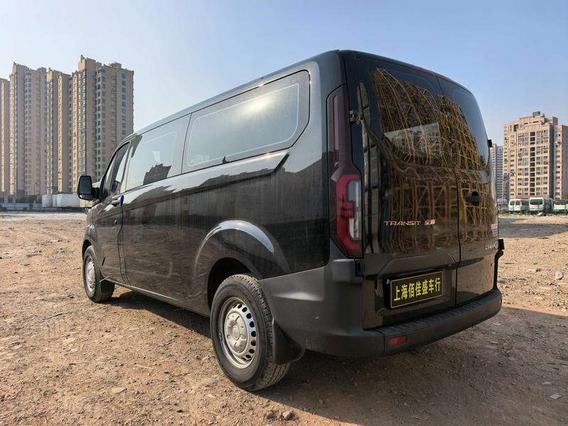 Ford Transit, 2023 — фото 4 из 11