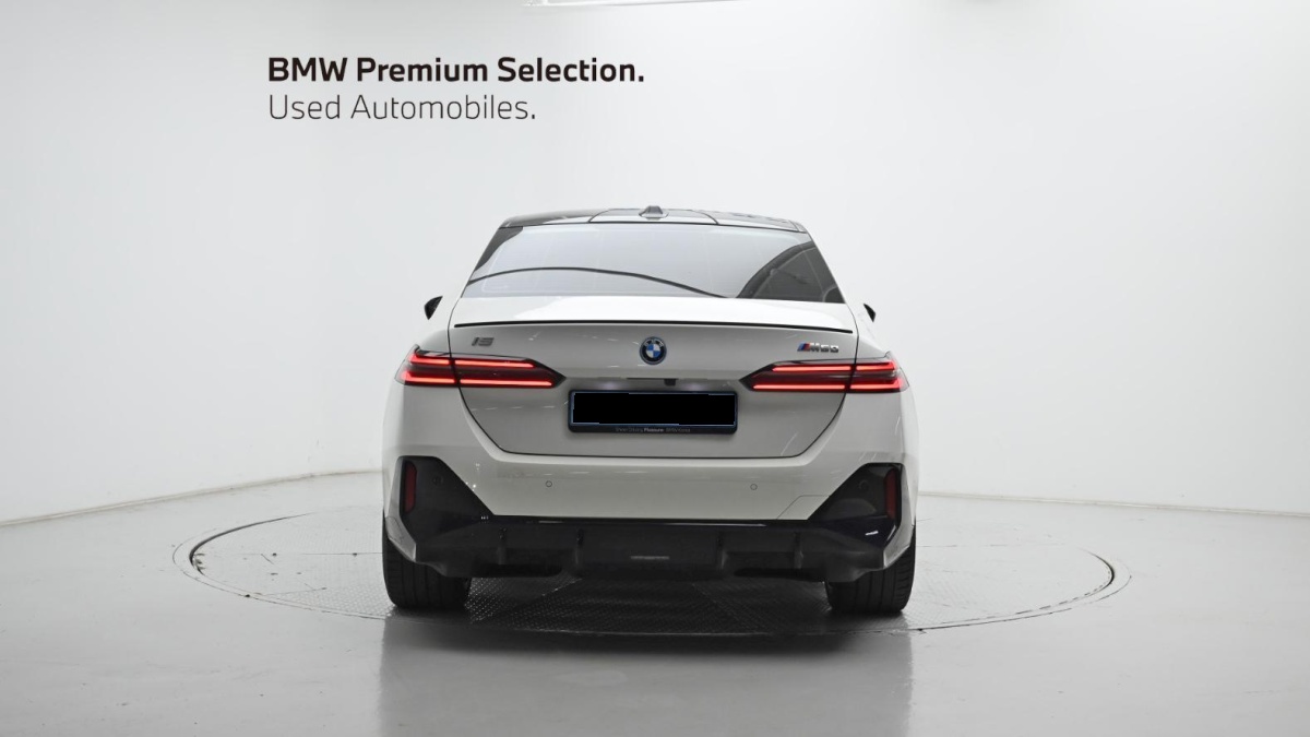 BMW i5, 2023 — фото 4 из 12