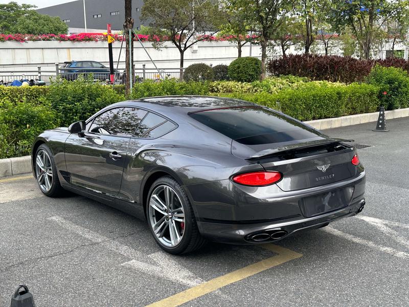 Bentley Continental GT, 2022 — фото 3 из 10