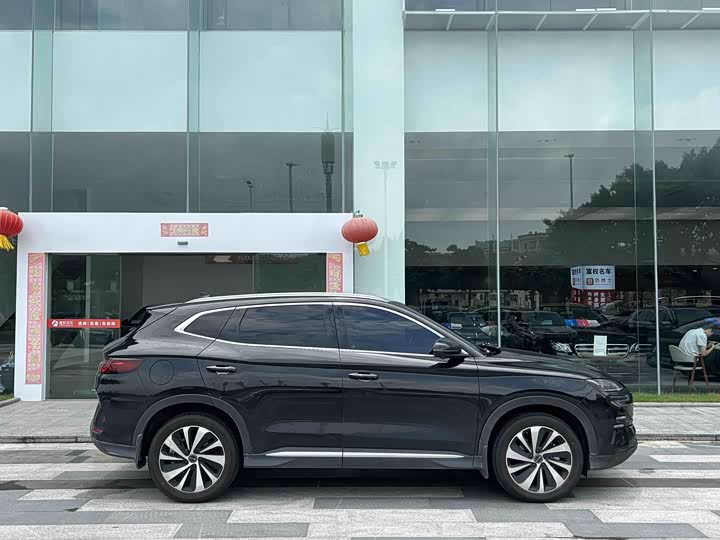 BYD Song Plus Hybrid/EV, 2023 — фото 3 из 9