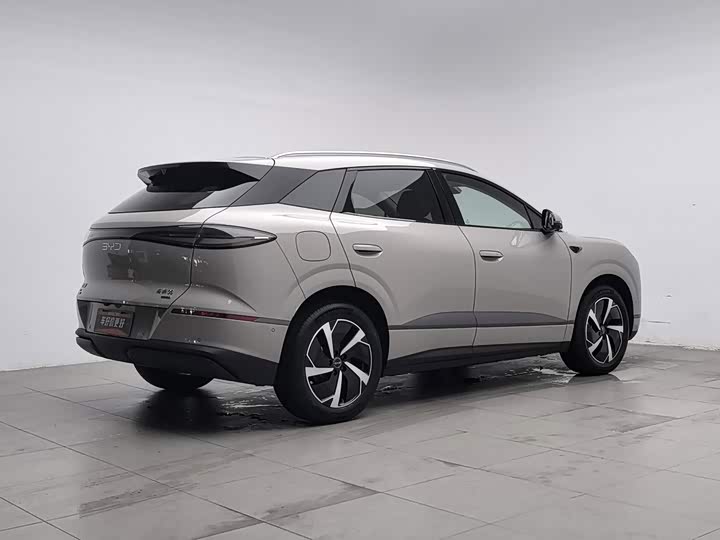 BYD Sea Lion 06 Hybrid/EV, 2026 — фото 2 из 9