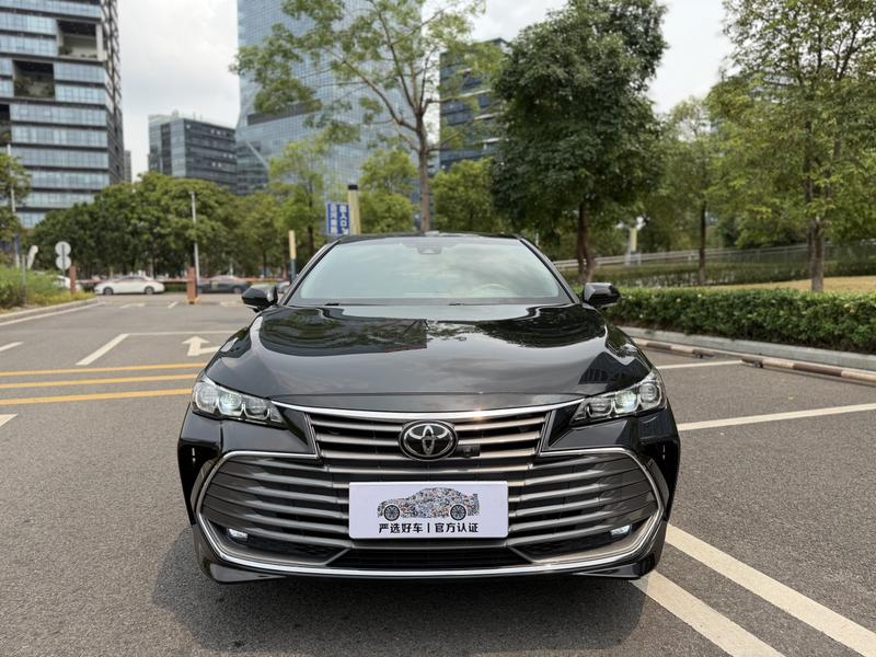 Toyota Avalon, 2021 — фото 2 из 12