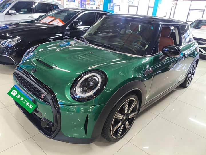 Mini Mini, 2022 — купить в Санкт-Петербурге под ключ