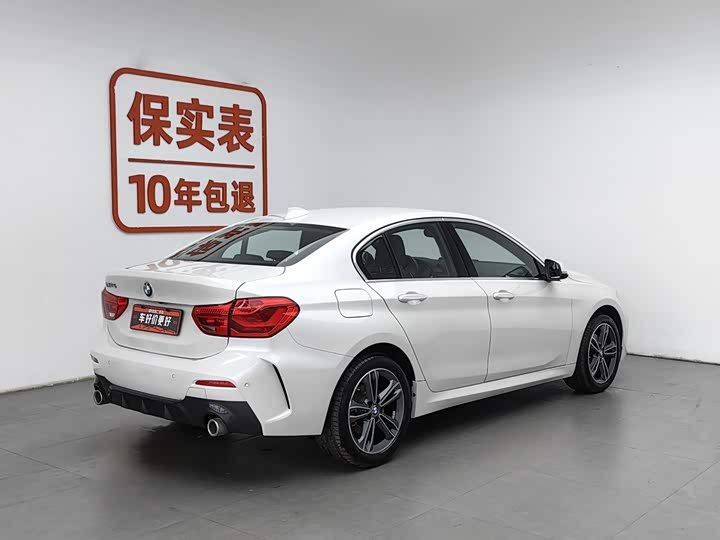 BMW 1 Series, 2022 — фото 2 из 9
