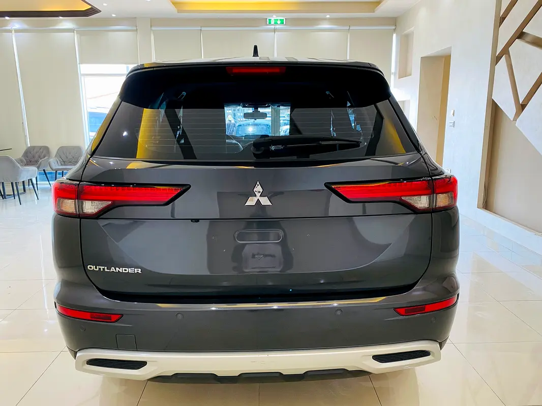 Mitsubishi Outlander, 2025 — фото 7 из 10