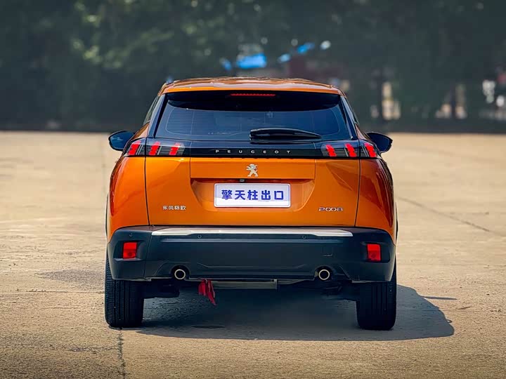 Peugeot 2008, 2022 — фото 5 из 9