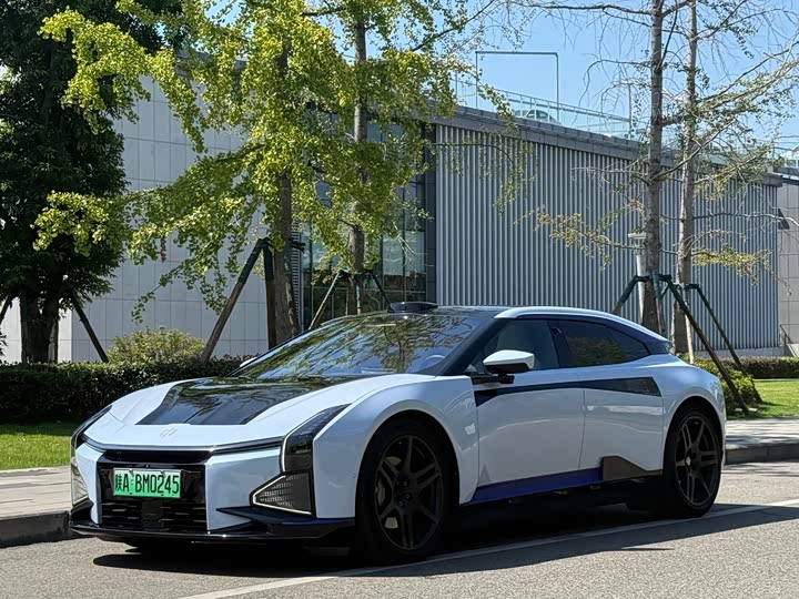 HiPhi Z, 2022 — купить в Брянске под ключ